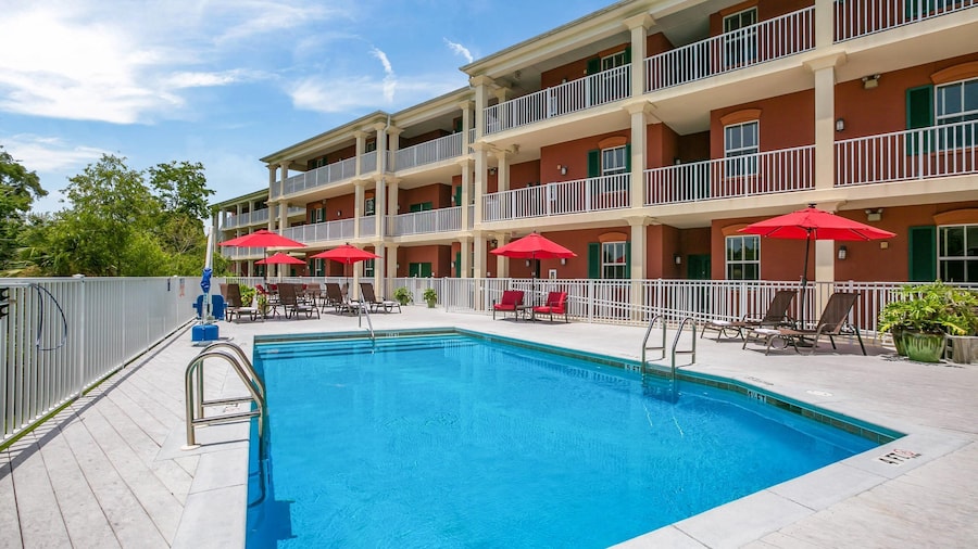 Water Street Hotel & Marina, an Ascend Collection Hotel