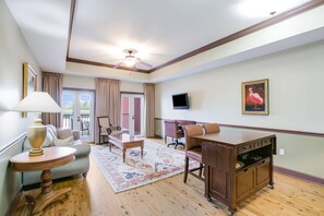 客房内保险箱、笔记本电脑工作区、熨斗/熨衣板、折叠床/加床（额外收费）