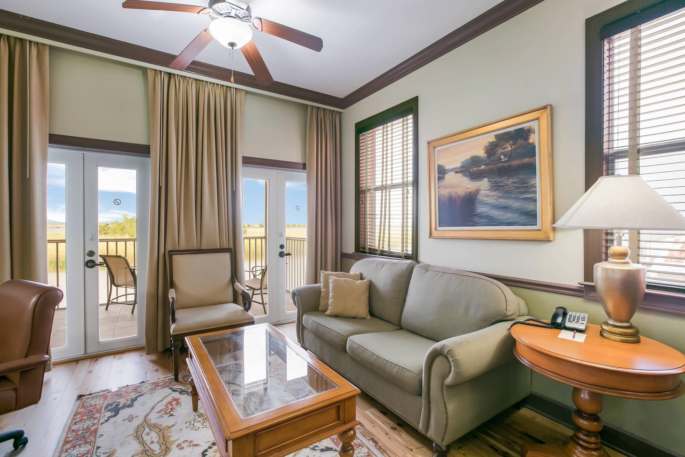 In-room safe, laptop workspace, iron/ironing board, rollaway beds