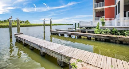 Water Street Hotel & Marina, an Ascend Collection Hotel