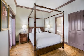 In-room safe, laptop workspace, iron/ironing board, rollaway beds