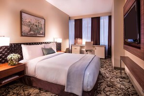 Premium bedding, in-room safe, desk, free WiFi - Cassa Hotel NY 45th Street (New York)