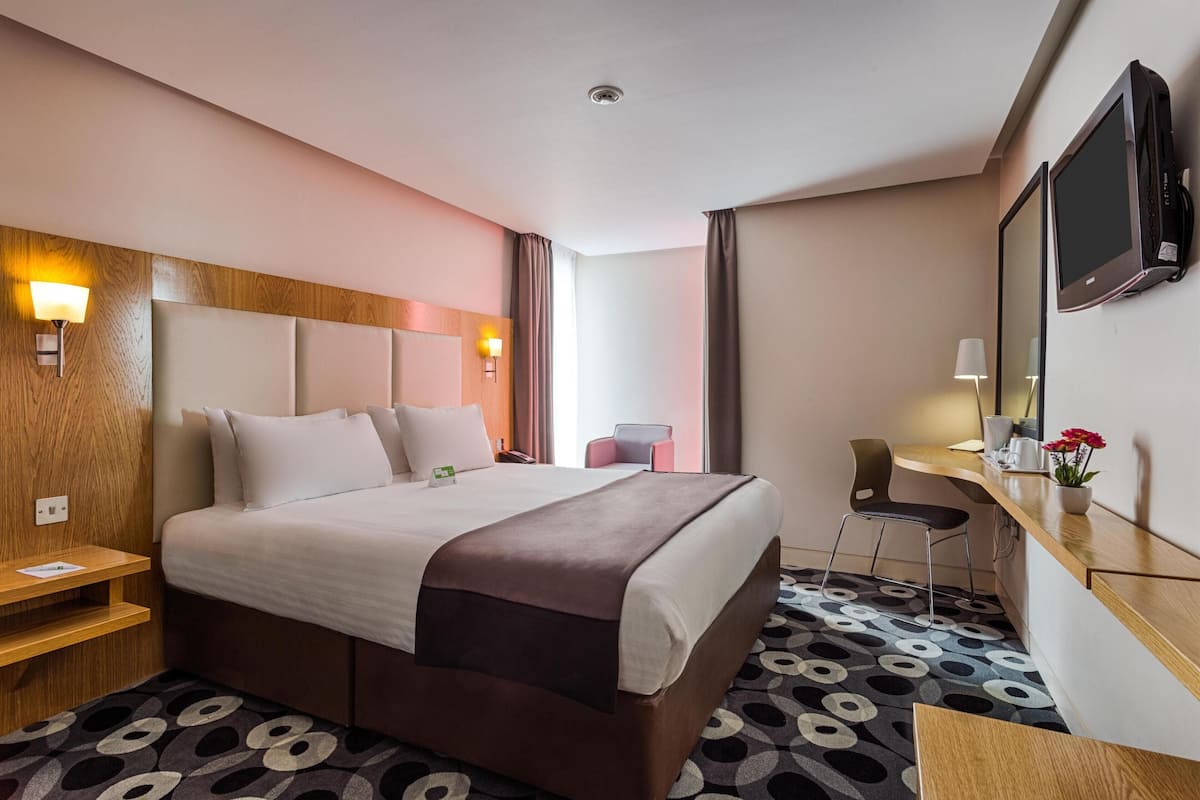 In-room safe, desk, blackout curtains, soundproofing
