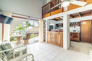 Suite, 2 Bedrooms | Living area | Flat-screen TV