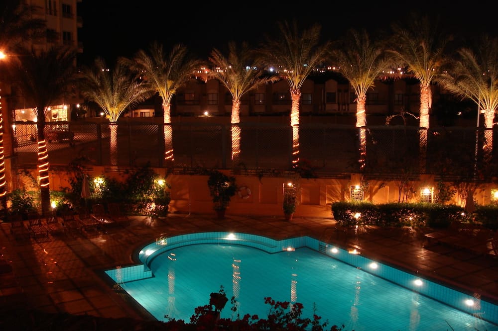 Sea Garden Hotel