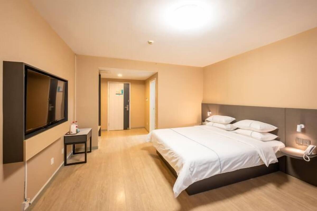 In-room safe, desk, blackout curtains, iron/ironing board (on request)