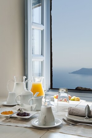 Petit déjeuner buffet compris tous les jours