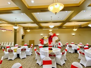 Banquet hall