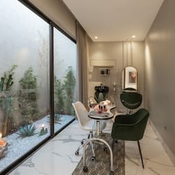Sauna, tab panas, bilik wap, mandi tangas / hammam, rawatan badan