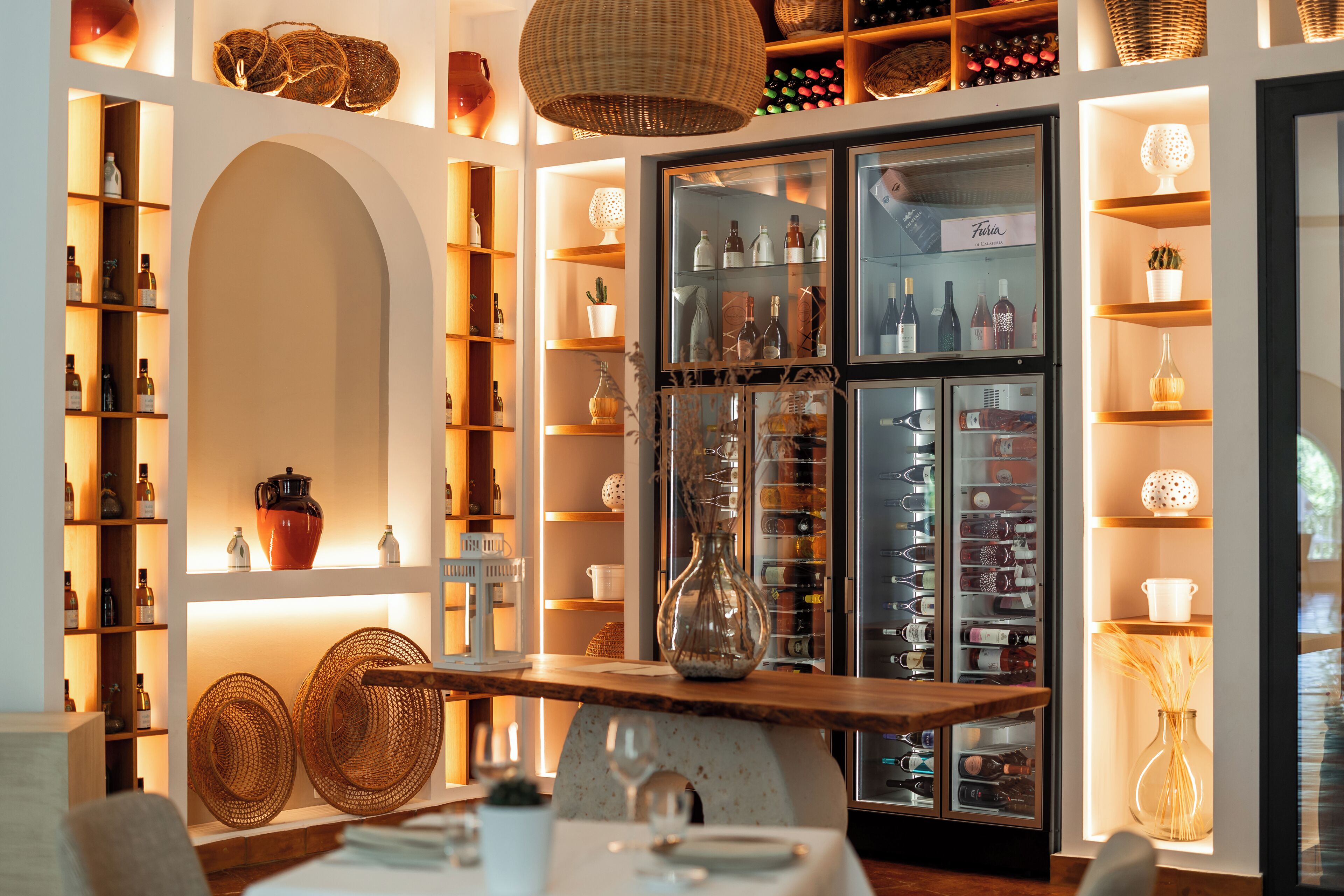 2 restaurants servant le déjeuner