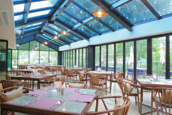 10 restoran, melayani sarapan
