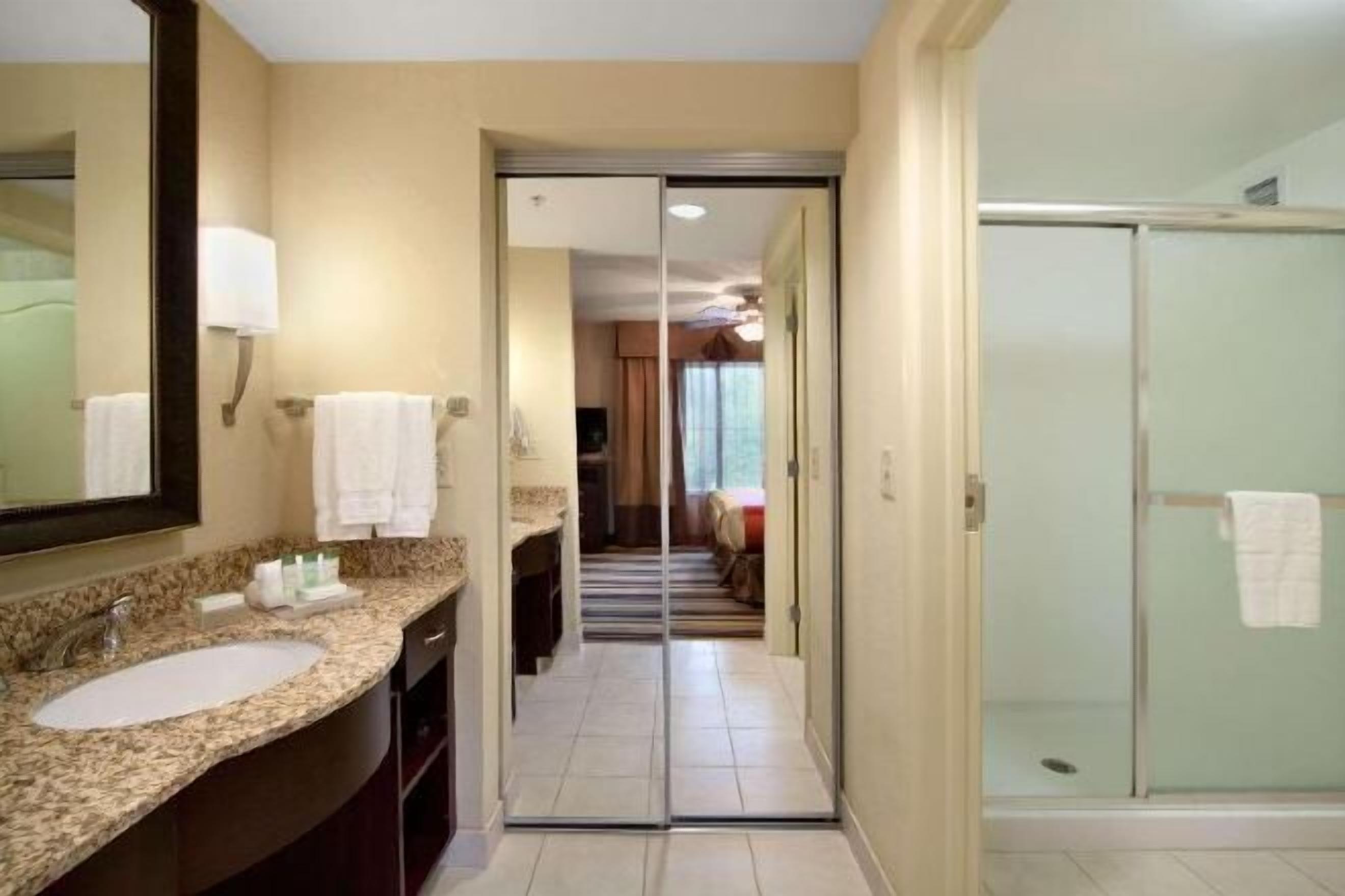 Bathroom | Free toiletries, hair dryer, towels, soap