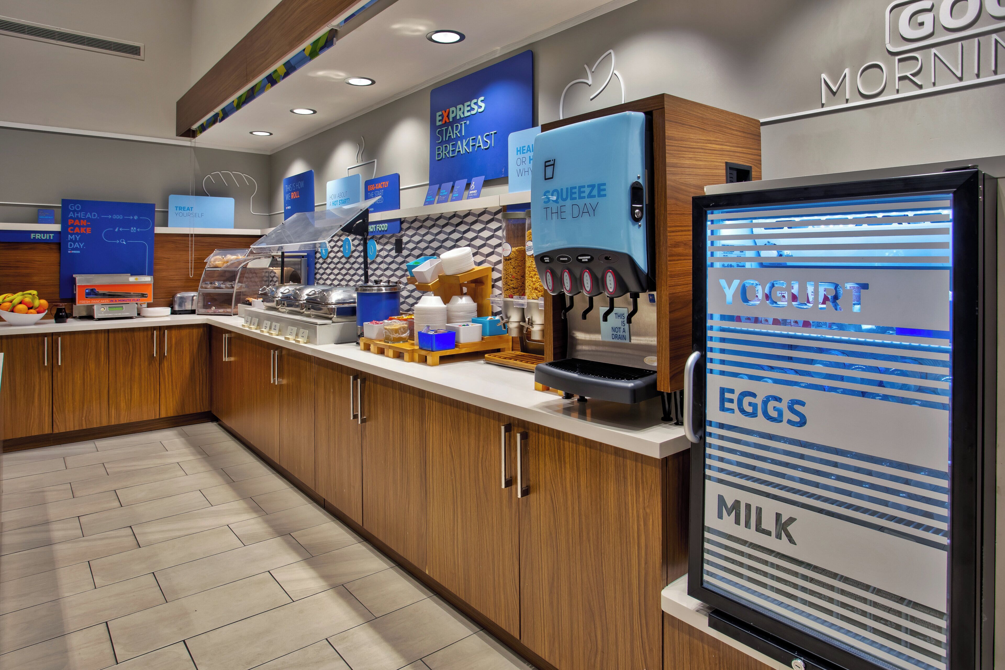 free buffet breakfast