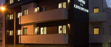 Front of property - evening/night