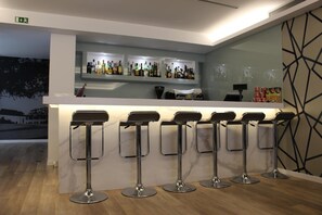 Bar (on property) - Hotel Genesis (Ourem)