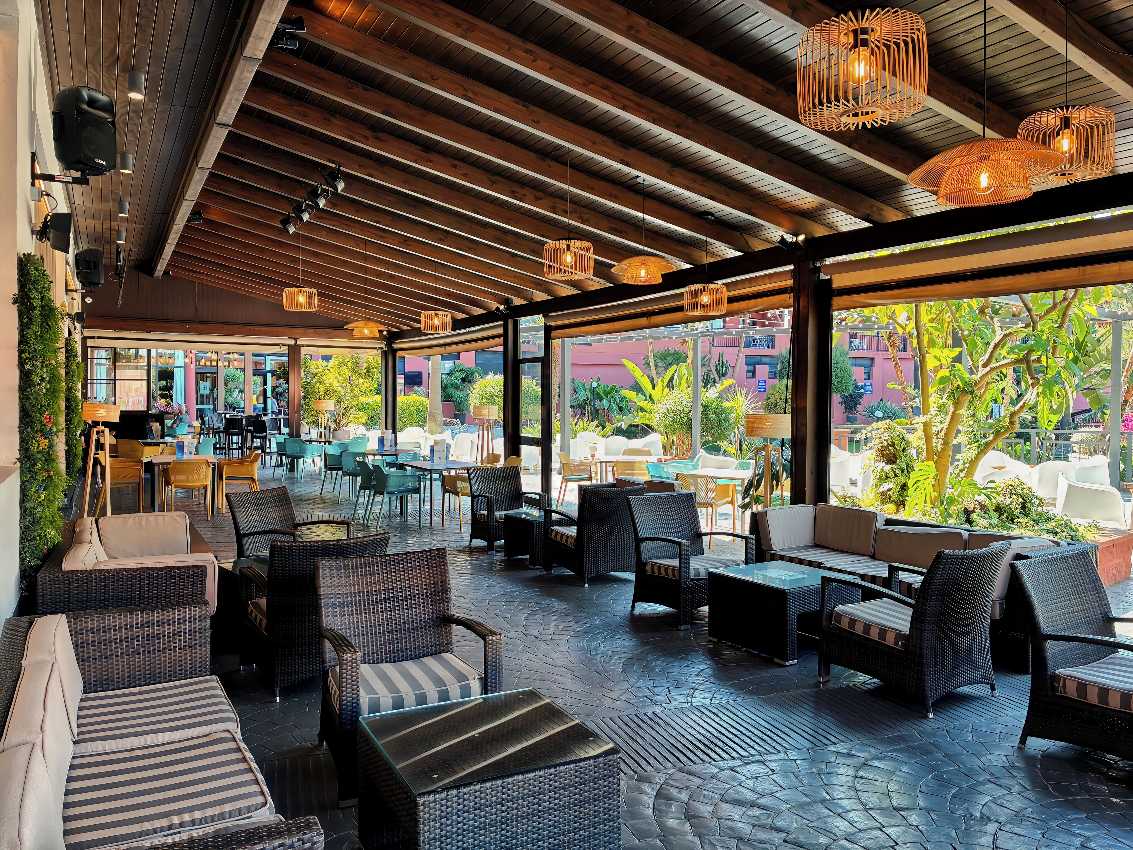 Bar (en el alojamiento)