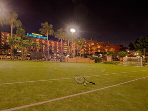 Tennis court - Fuengirola Beach Apartamentos Turisticos (Fuengirola)