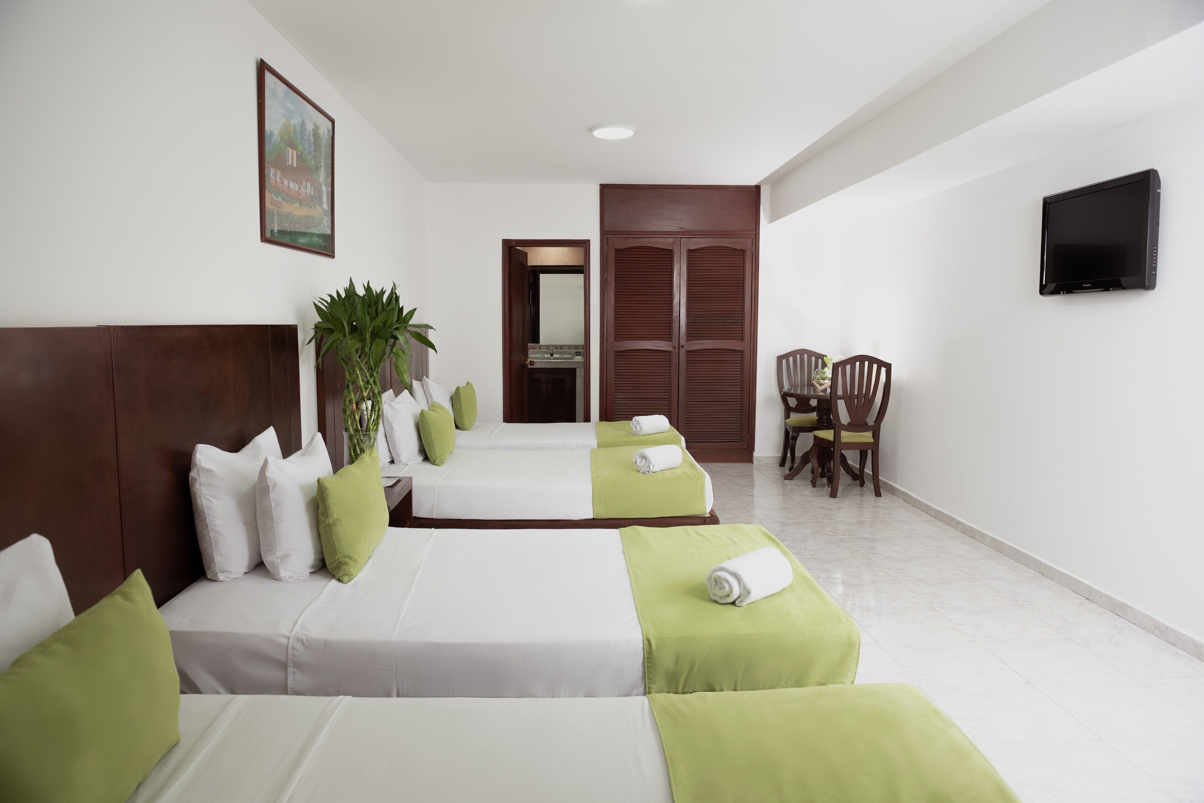 Foto - TAMA Hotel Granada Real Cali