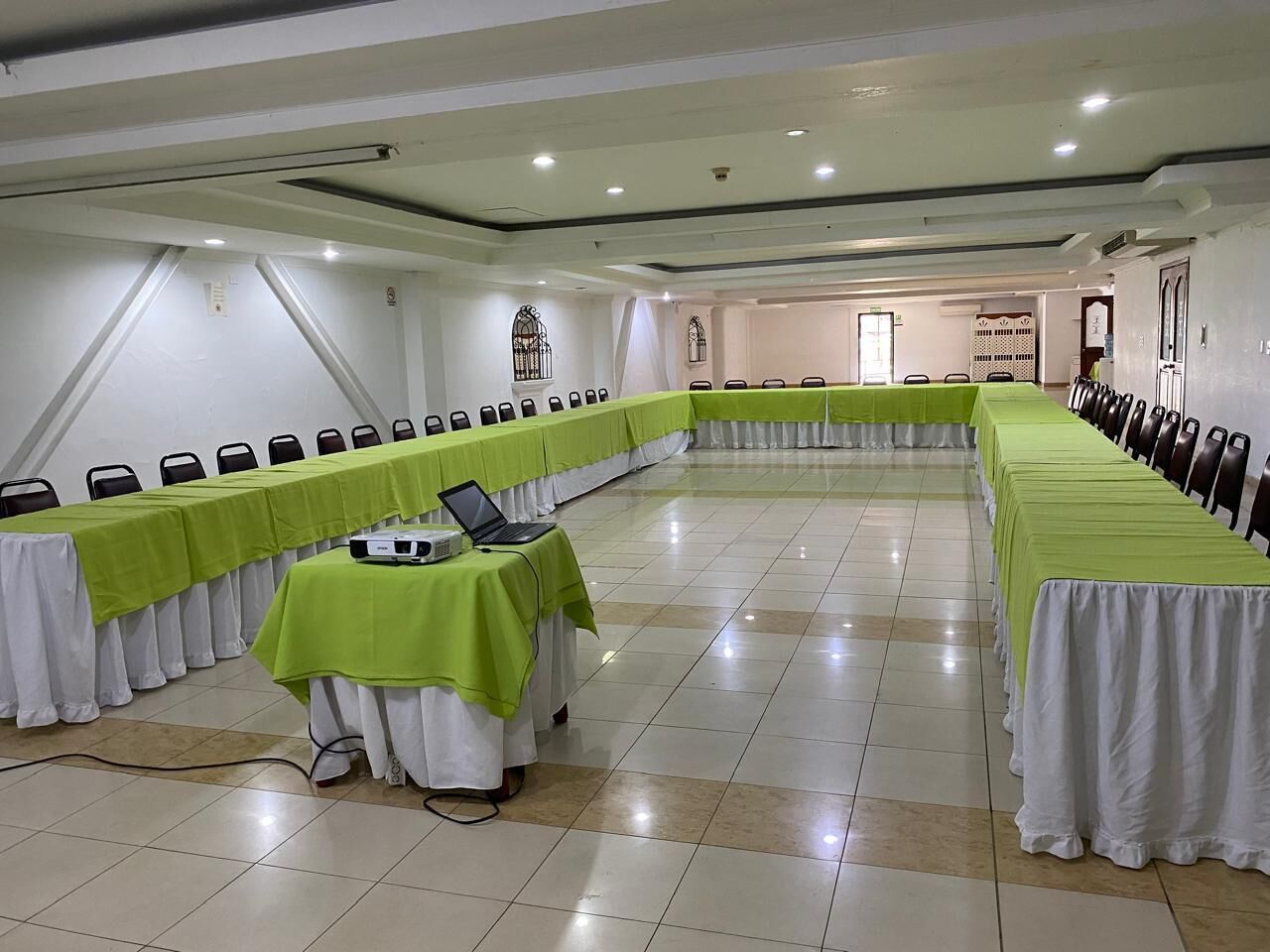 Foto - TAMA Hotel Granada Real Cali