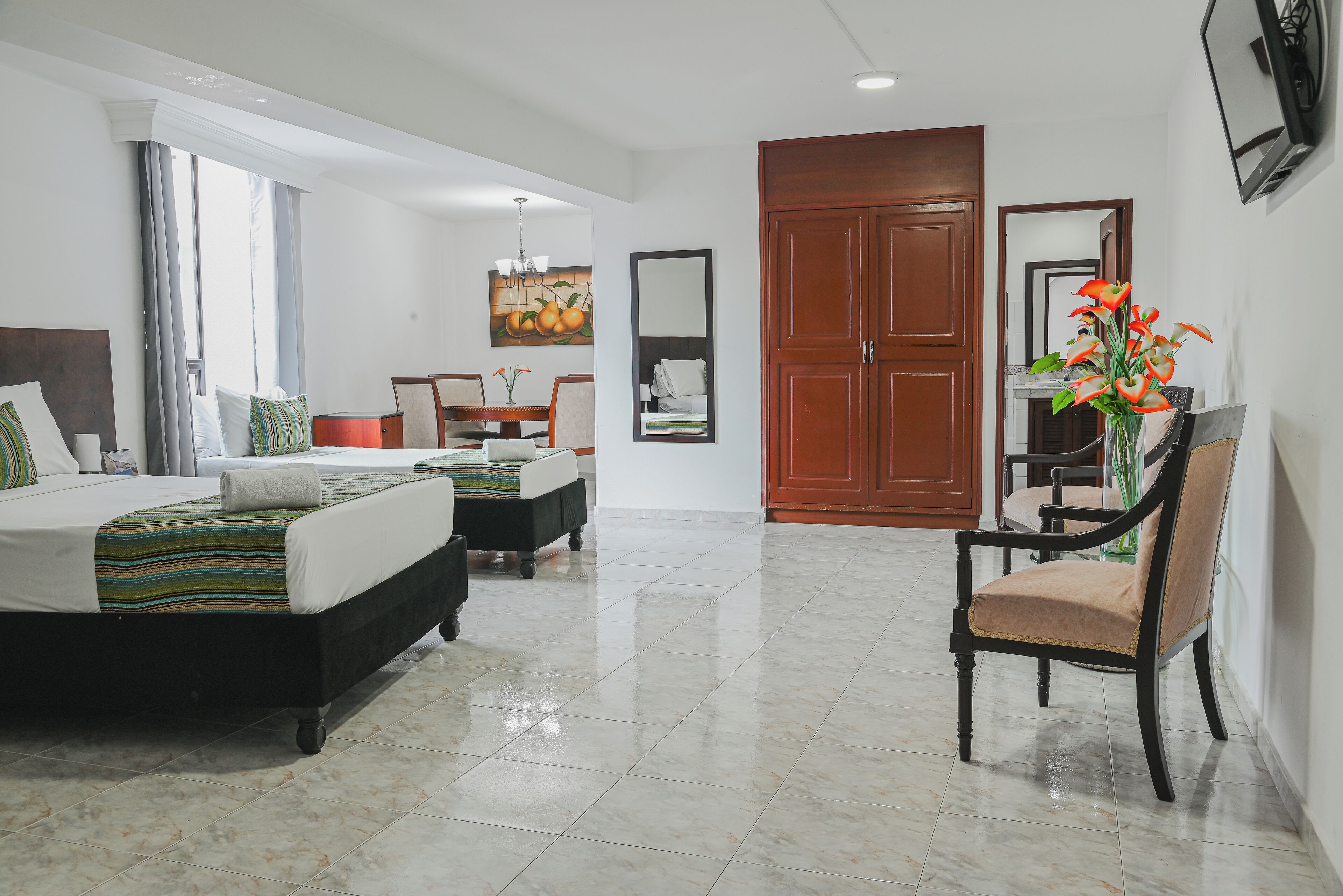 Foto - TAMA Hotel Granada Real Cali