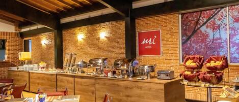 Petit déjeuner buffet compris tous les jours