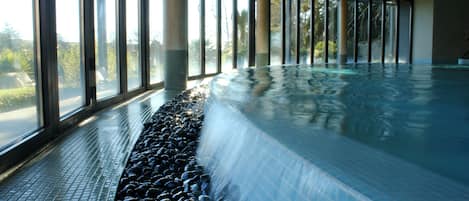 Sauna, steam room, body treatments, aromatherapy, body scrubs, facials