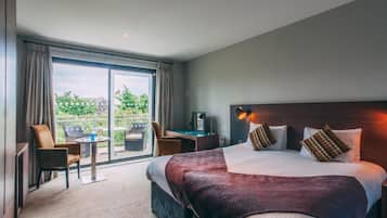 In-room safe, iron/ironing board, free WiFi, bed sheets