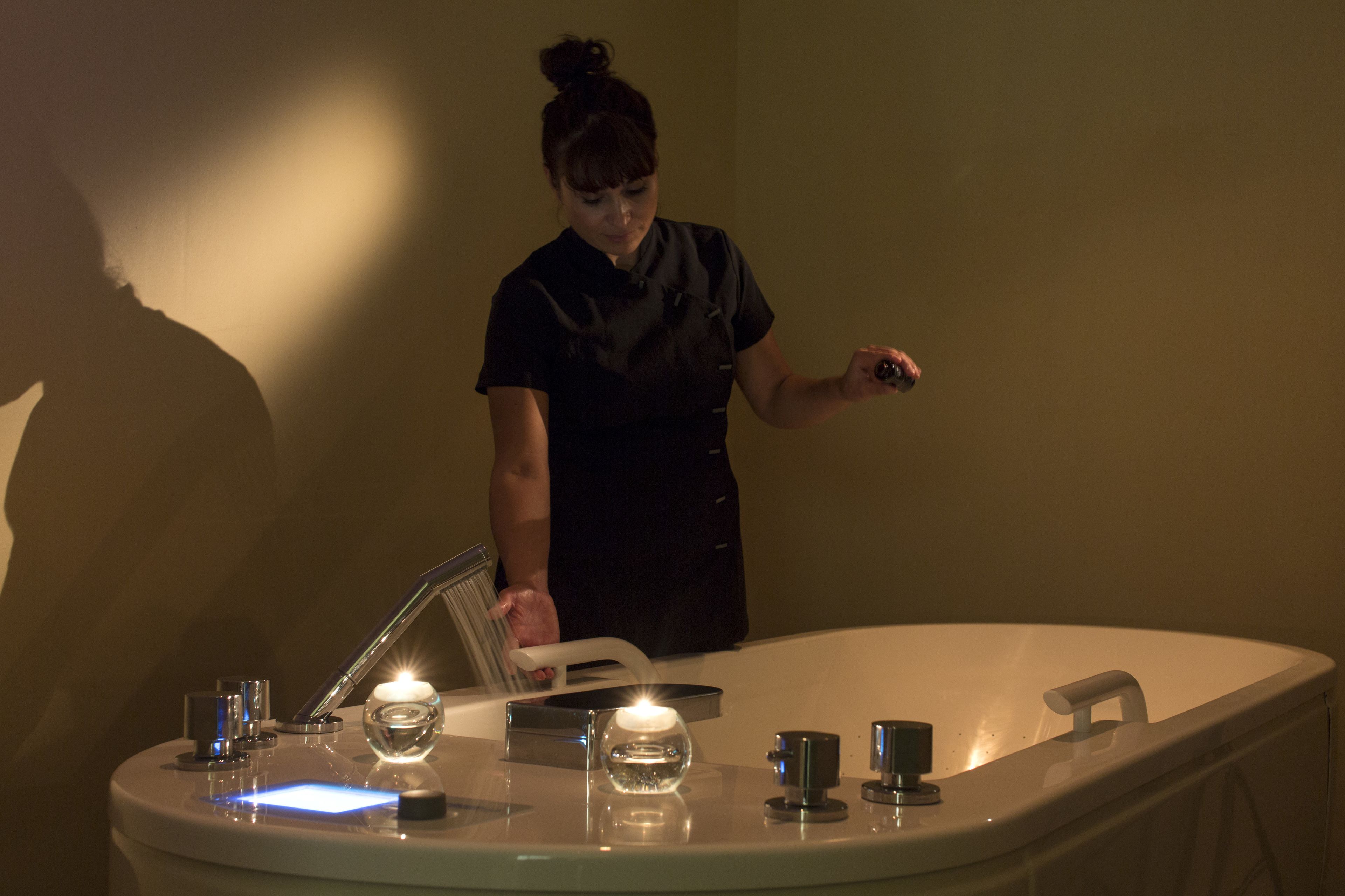 sauna, turkish bath/hammam, body treatments, hydrotherapy, aromatherapy