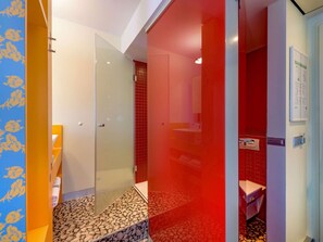 Blackout curtains, soundproofing, rollaway beds, free WiFi - ibis Styles Hotel Berlin Mitte (Berlin)