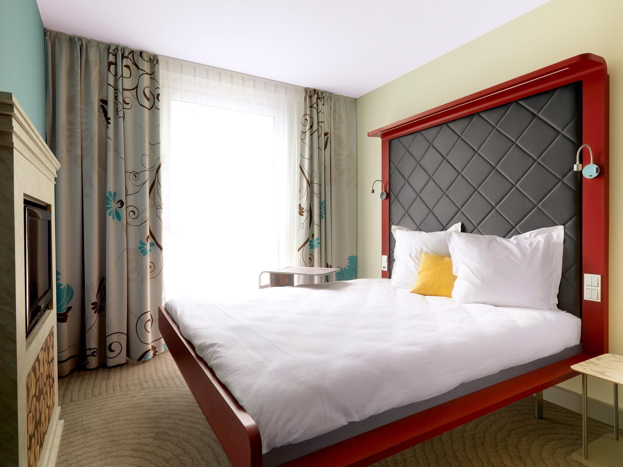 Standard Double Room, 1 Queen Bed | Blackout drapes, soundproofing, rollaway beds, free WiFi