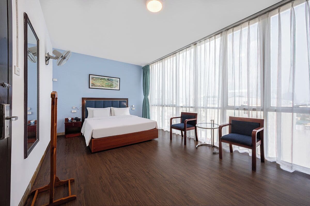 Apartment Room | Näkymä huoneesta