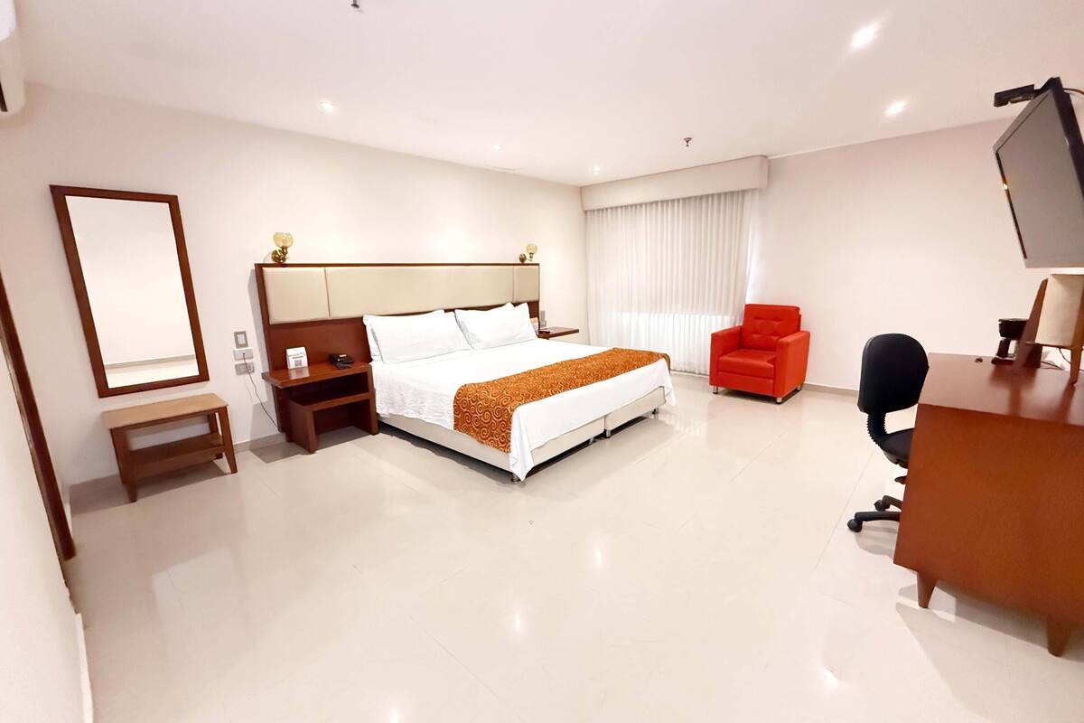 Suite, 1 King-Bett