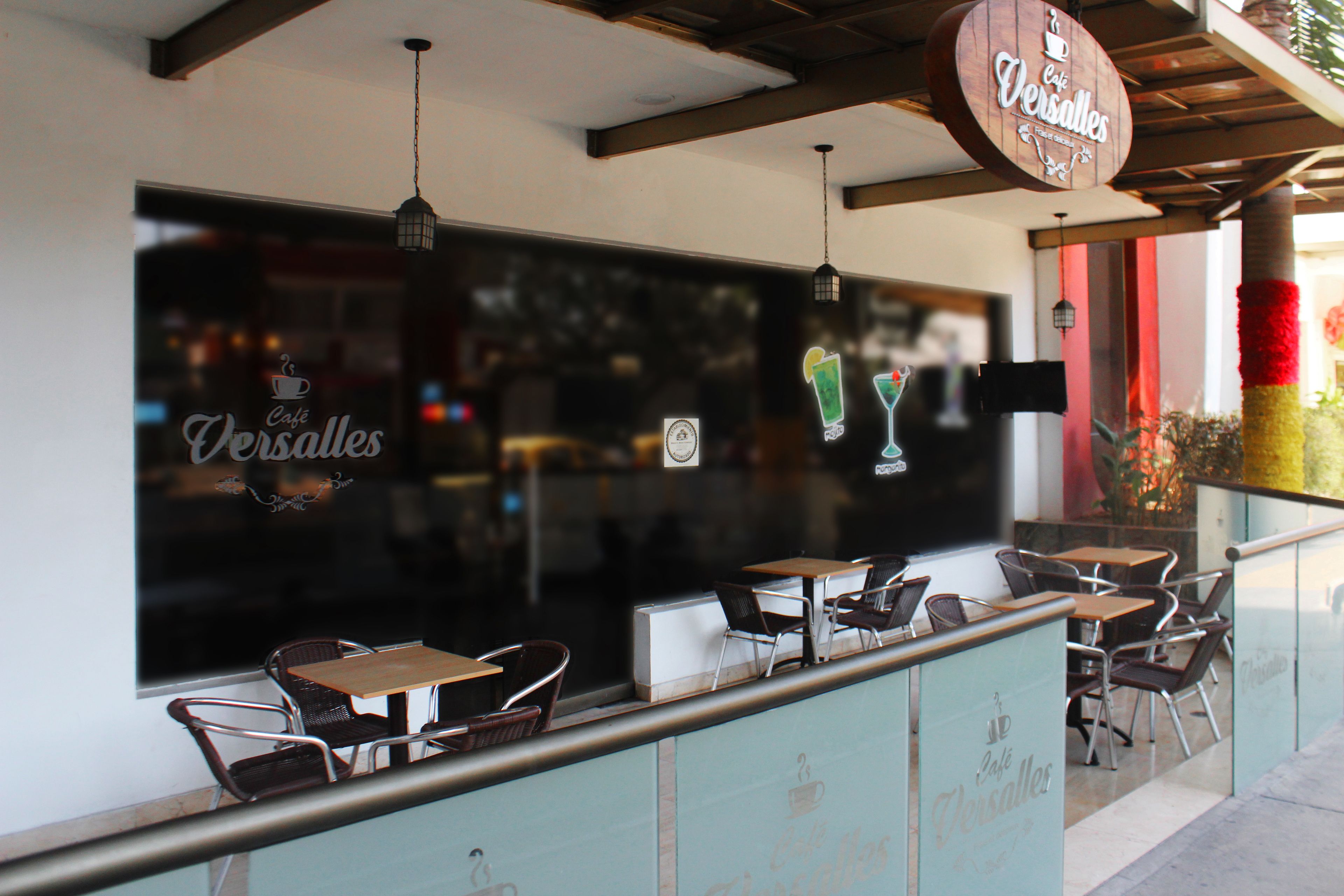Bar (trong khuôn viên)