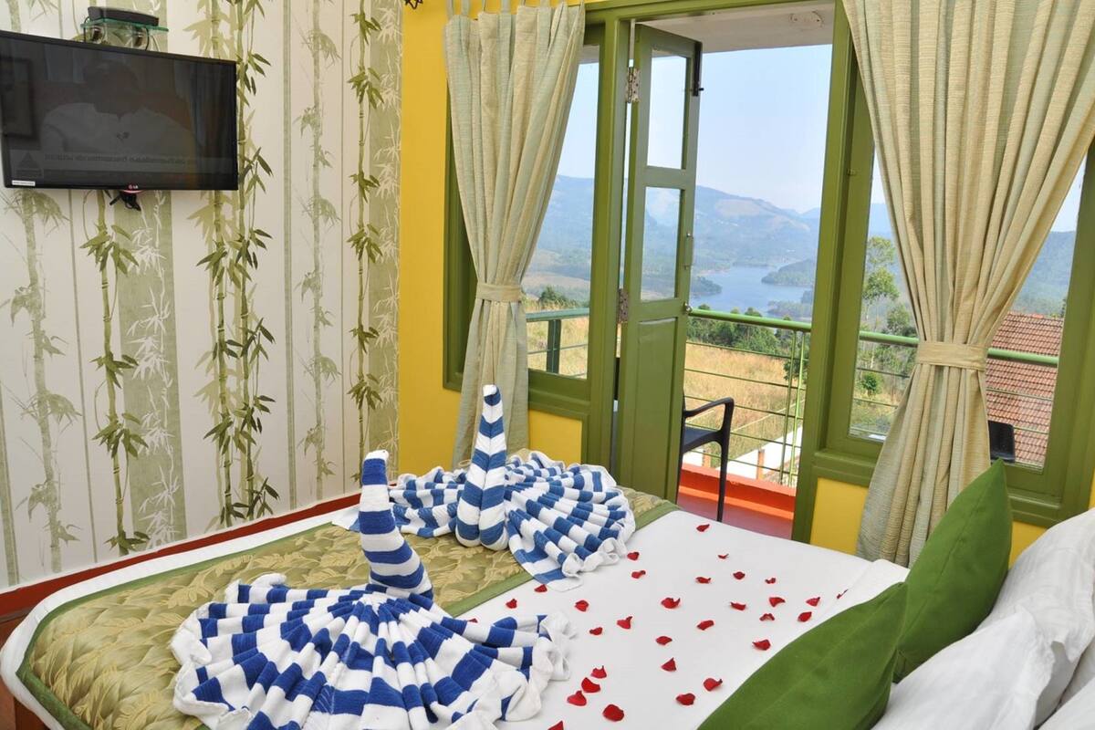 family duplex, 2 bedrooms, 2 bathrooms, garden view | view from room