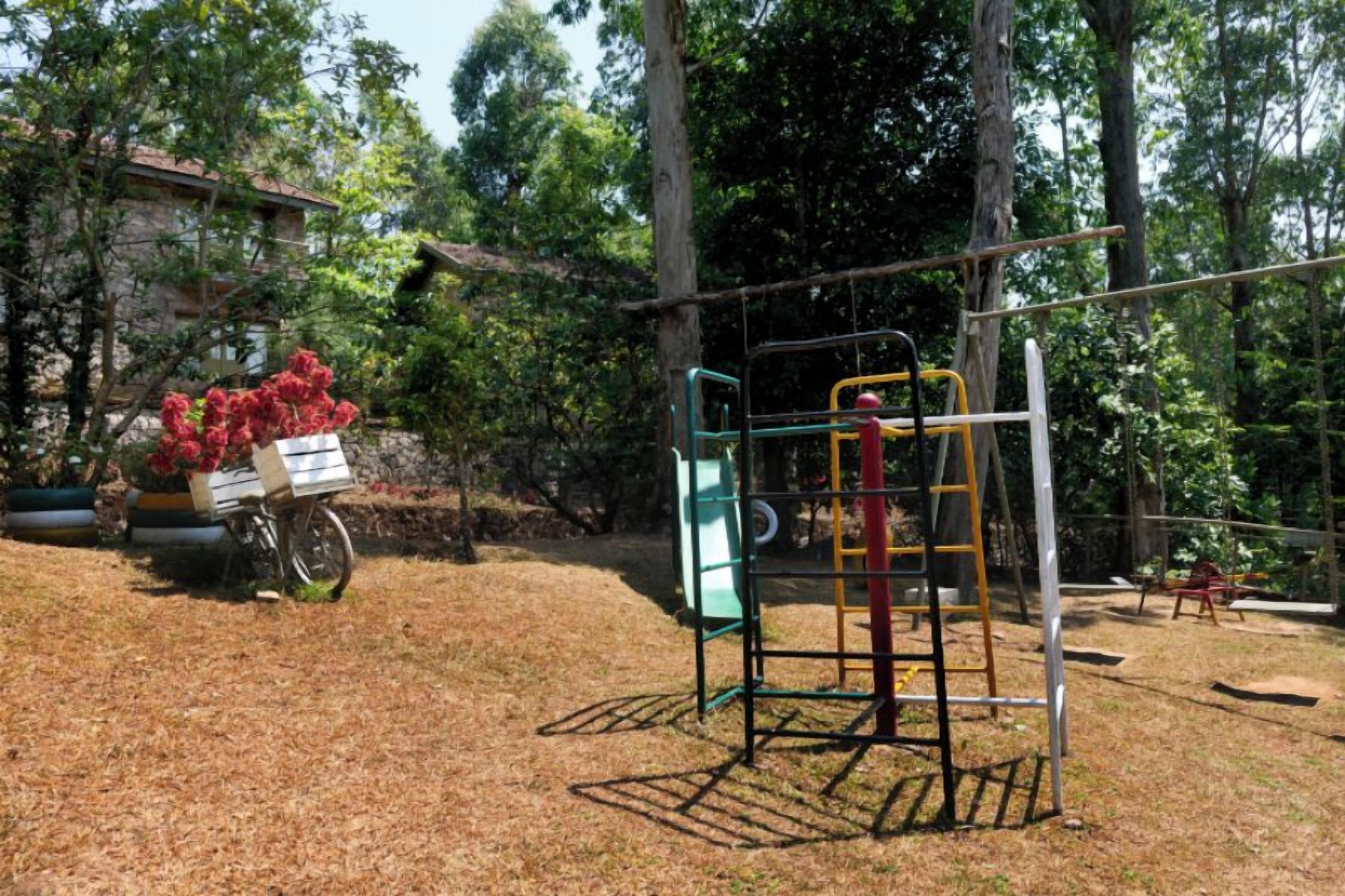 children’s play area – outdoor