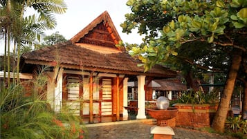 Villa, Lake View | Exterior