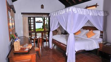 Villa, Lake View | Lake view