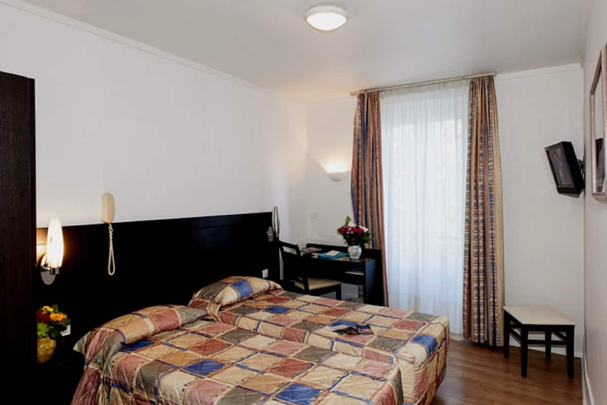 In-room safe, desk, soundproofing, rollaway beds