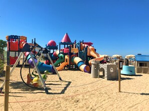 White sand - Hotel Boom (Rimini)