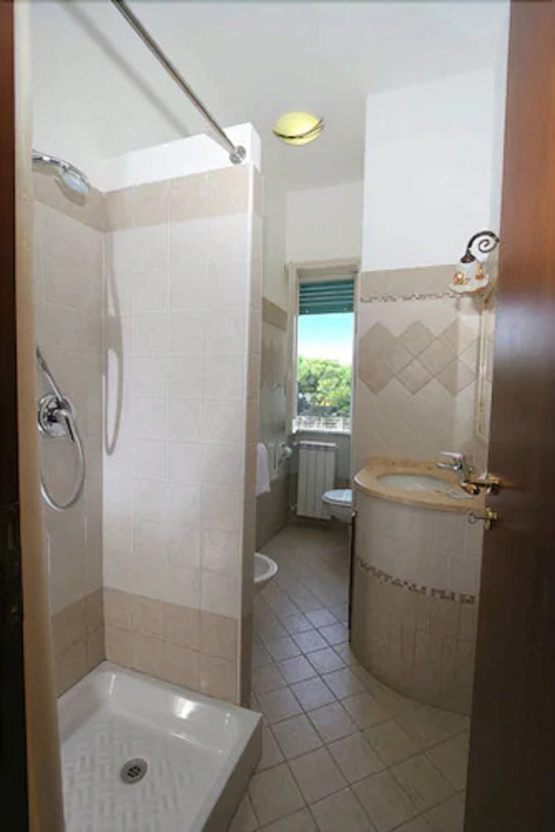 free toiletries, hair dryer, bidet, towels