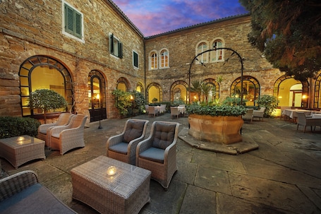 Patio. Hotel Convent - Hotel & Resort Adria Ankaran