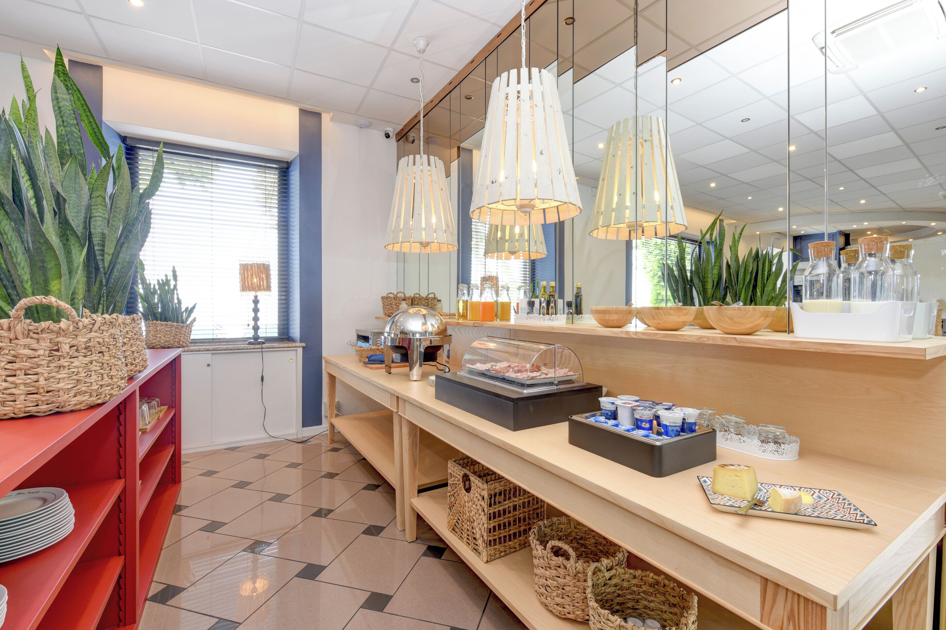 Colazione a buffet inclusa, servita tutte le mattine 