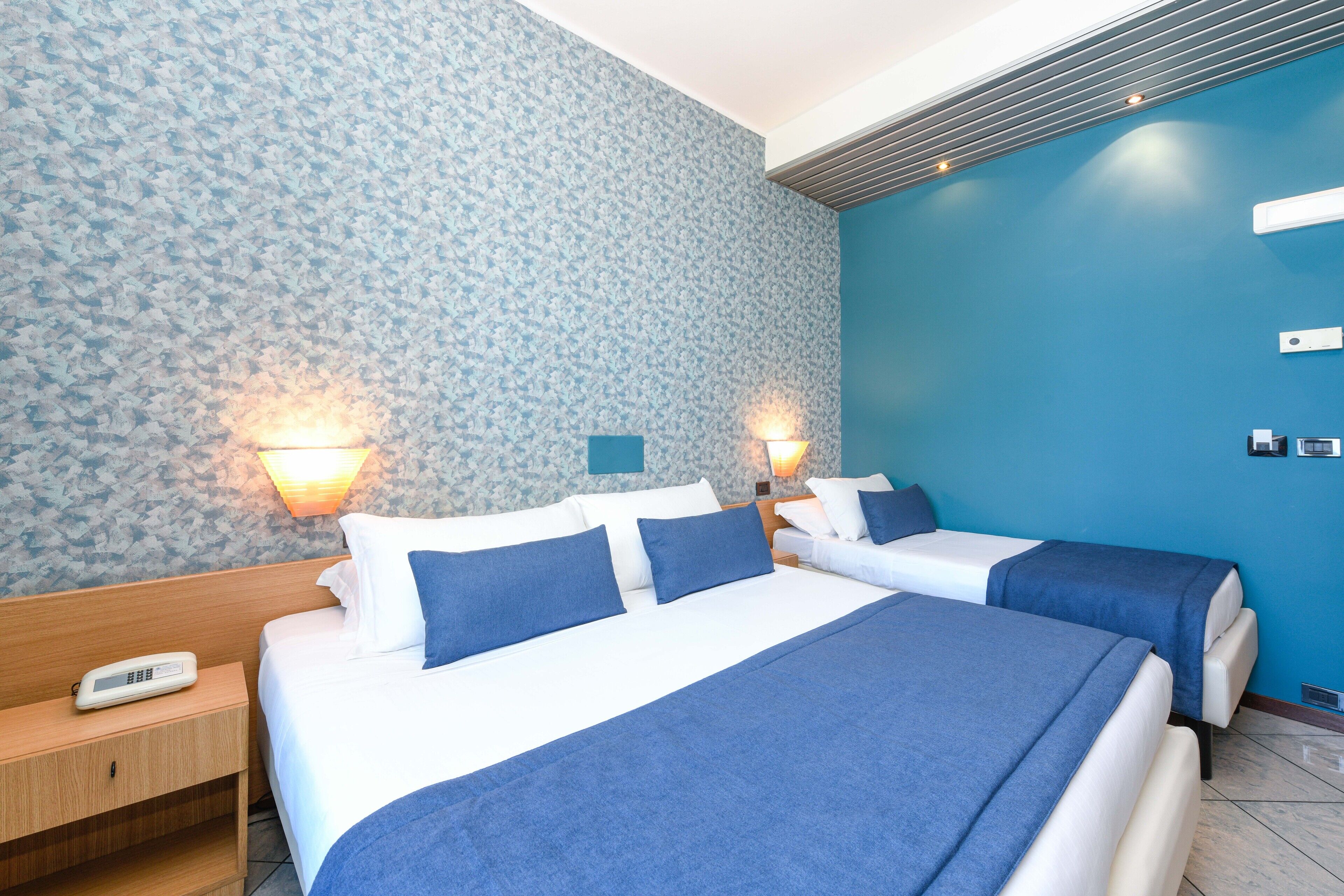 classic room, lake view | 1 bedroom, hypo-allergenic bedding, pillow-top beds, minibar