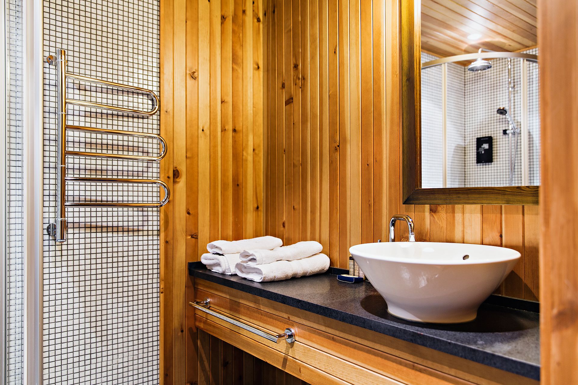 suite | bathroom | shower, hair dryer, towels