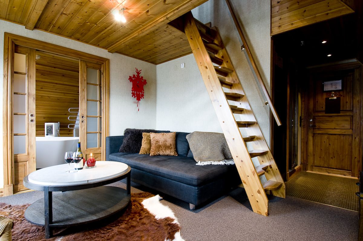 exclusive suite | individually decorated, individually furnished, free wifi, bed sheets