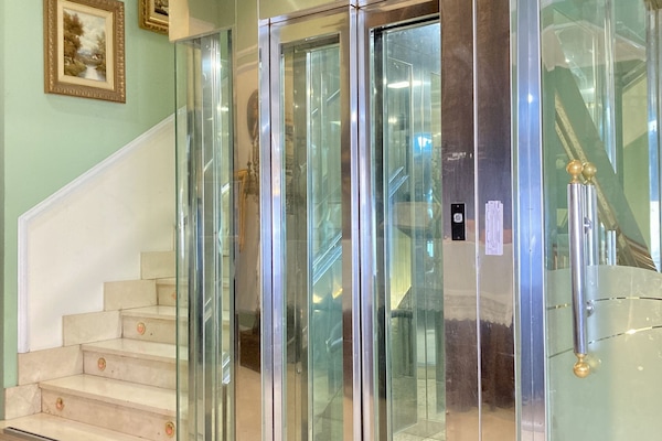 Elevator