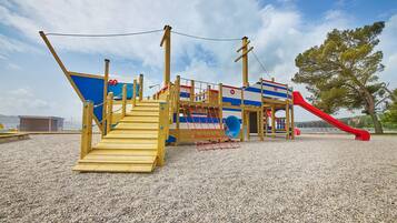 Utendørs lekeområde for barn