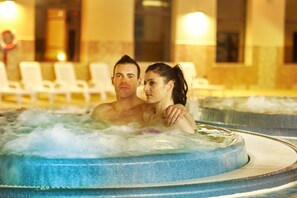 Espace de soins pour les couples, hammam, soins corporels