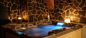 Hotel Restaurace Wellness Gondola