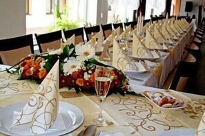 Restaurant - Hotel Restaurace Wellness Gondola (Plzen)